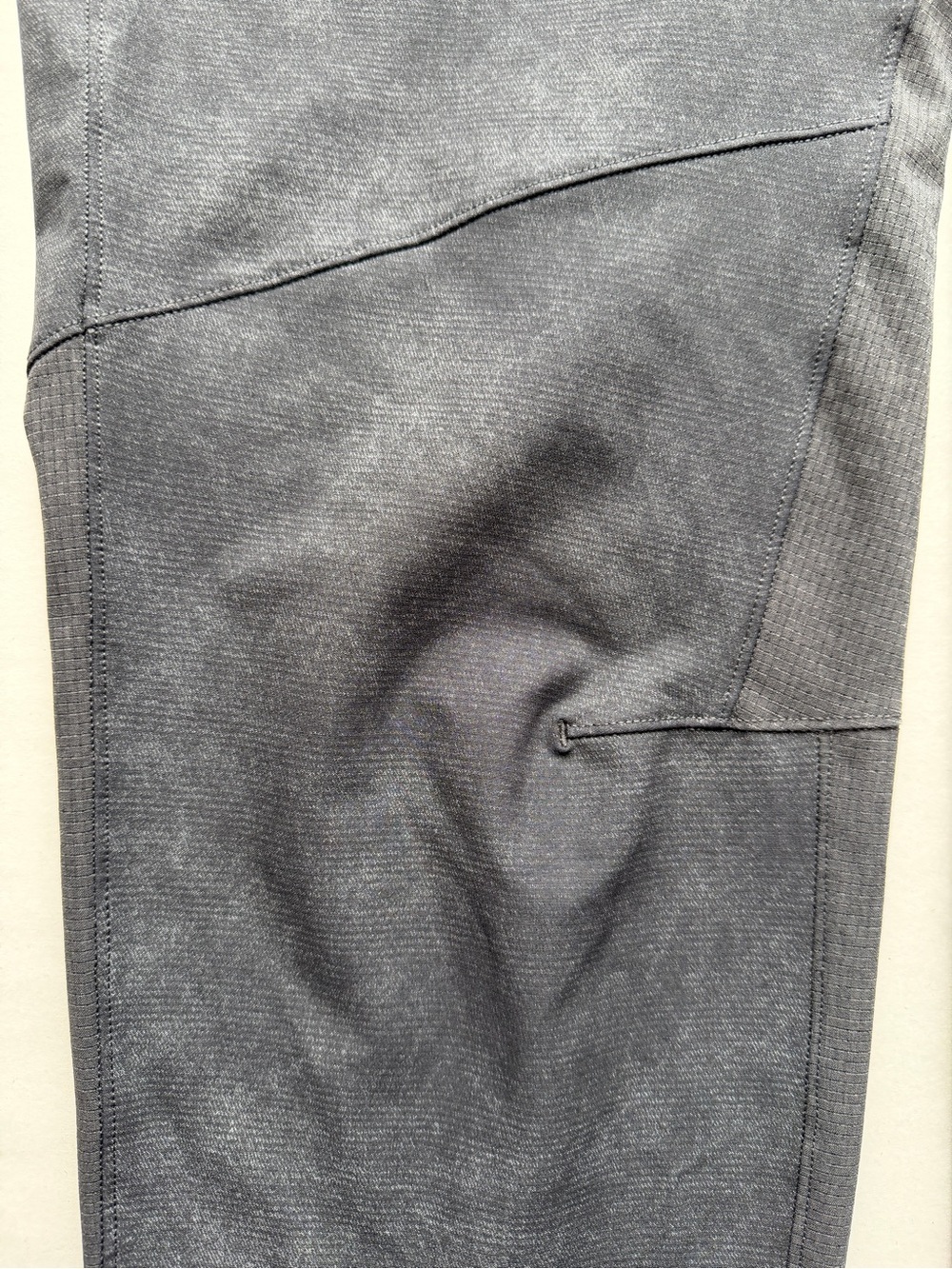 Lululemon License to Train Pant Gravel Dust Asphalt Grey Size M - Picture 7 of 10